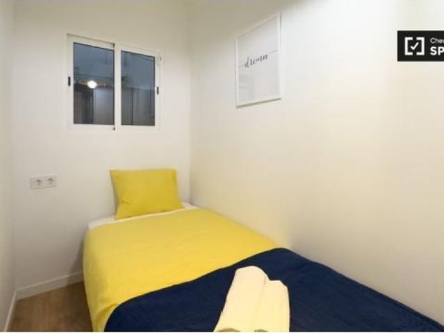 Se alquila apartamento de 2 habitaciones en La Florida, todos los gastos incluidos