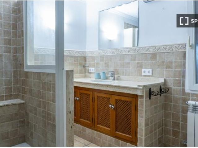 Se alquila apartamento de 3 habitaciones en Son Espanyolet, gastos incluidos