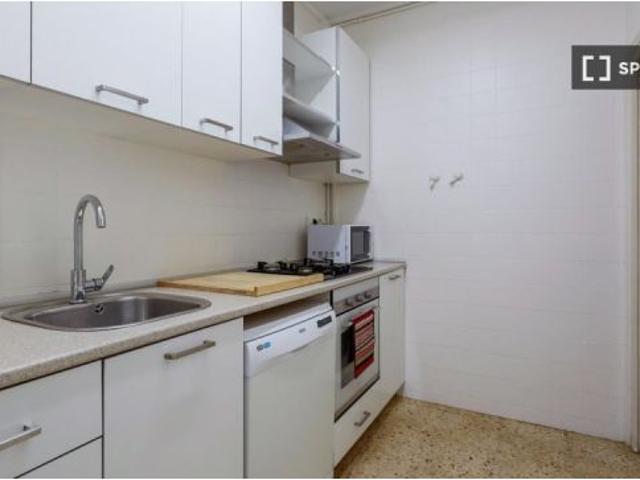Se alquila apartamento de 4 habitaciones en Horta