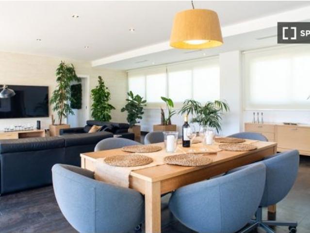Se alquila apartamento de 4 habitaciones en Llucmajor, con todos los gastos incluidos
