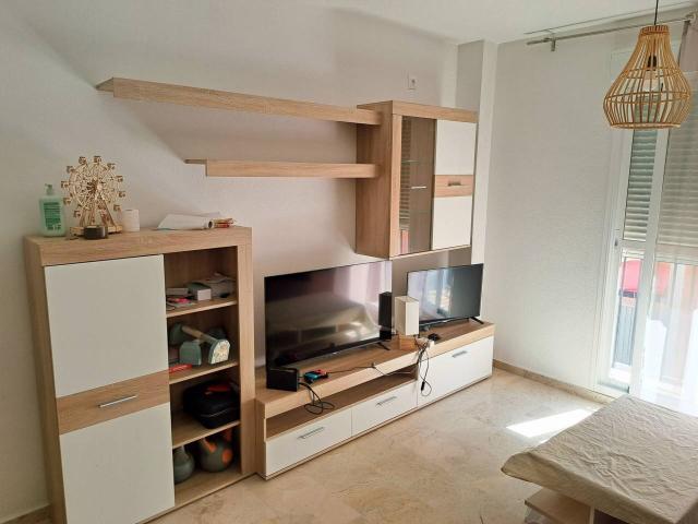 SE ALQUILA APARTAMENTO EN ARMILLA CON PLAZA DE GARAJE