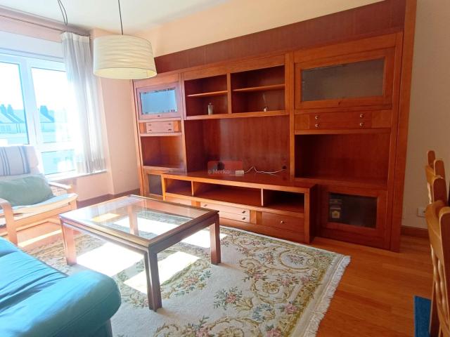 SE ALQUILA APARTAMENTO EN ESTRADA DA GRANXA