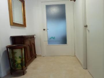 Se alquila apartamento en Laredo