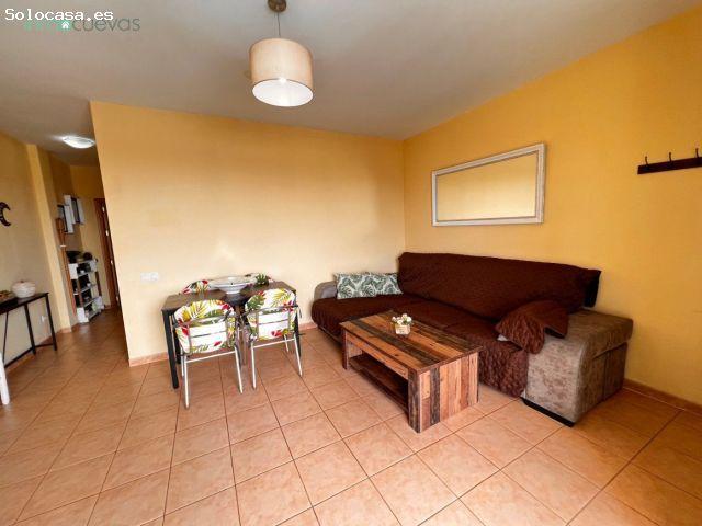 SE ALQUILA APARTAMENTO EN VILLARICOS