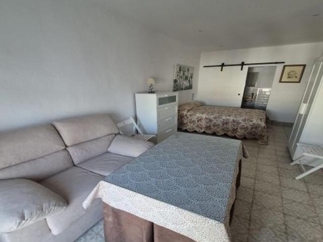 SE ALQUILA APARTAMENTO EN ZONA CENTRO EN ARCOS DE LA FRONTERA