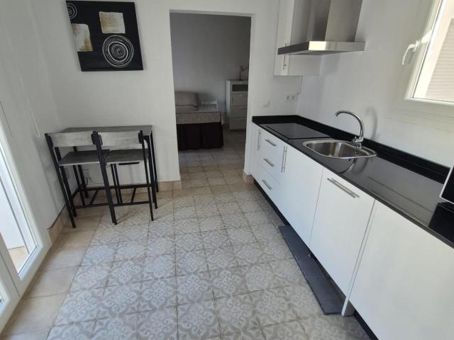 SE ALQUILA APARTAMENTO EN ZONA CENTRO EN ARCOS DE LA FRONTERA
