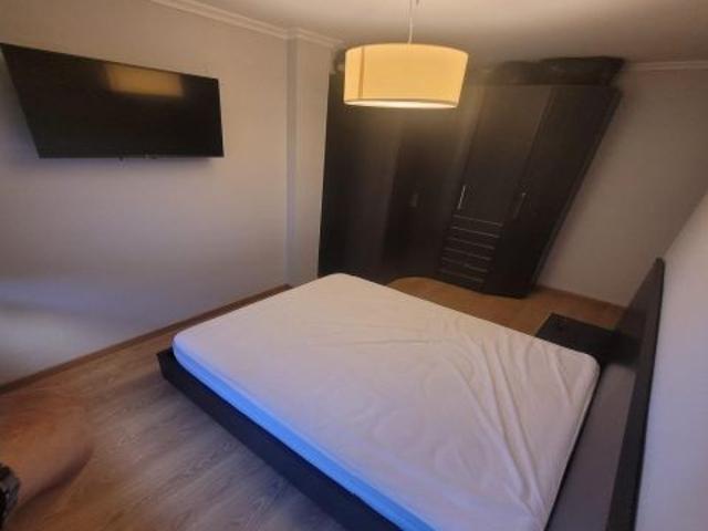SE ALQUILA APARTAMENTO ZONA JUZGADOS