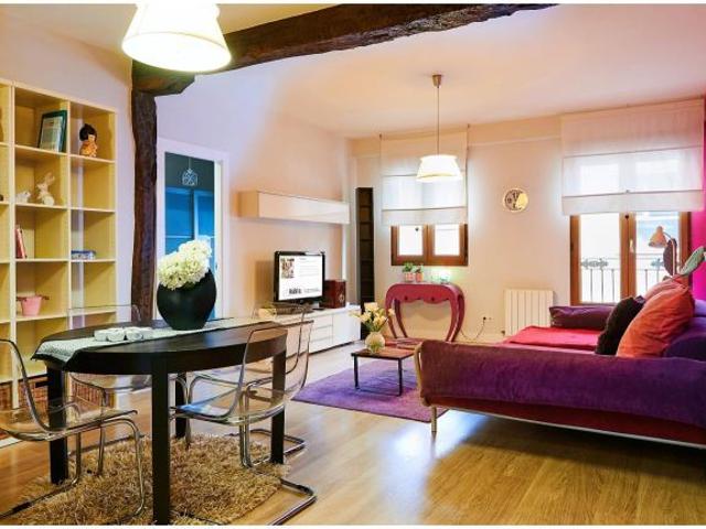 Se Alquila bonita Vivienda de 3 dormitorios, 2 baños y terraza en Zona San Francisco