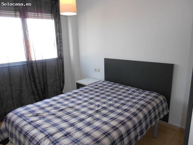 Se alquila bonito apartamento en Torreagüera