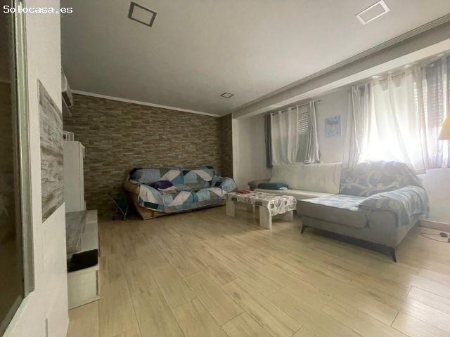 Se alquila Casa en el Centro de Águilas ¡Tu Refugio Vacacional!