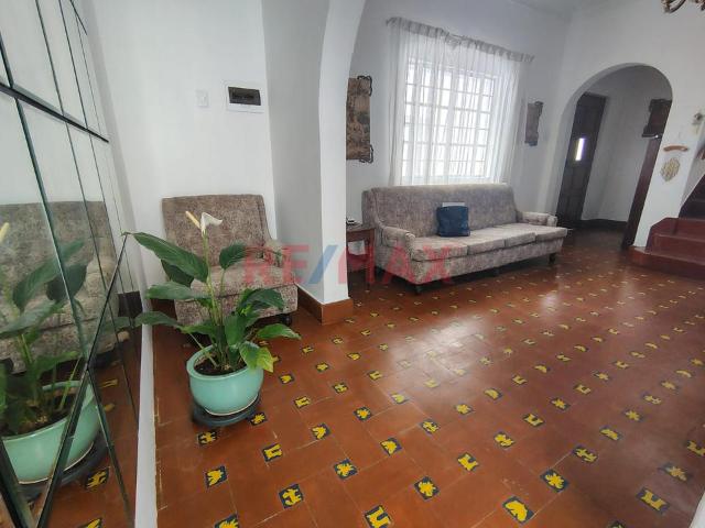 Se Alquila Chalet Amoblado De 116M En El Corazon De Miraflores