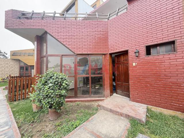 Se Alquila Duplex En Condominio La Molina