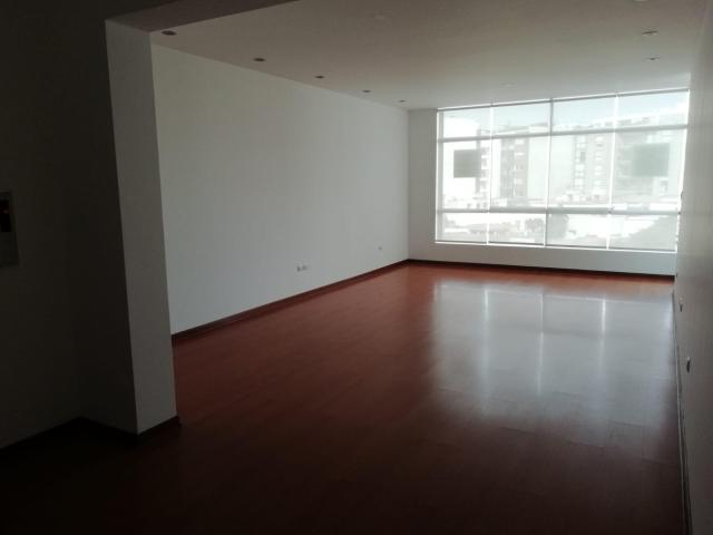 SE ALQUILA DEPARTAMENTO 156m2 DE 4 HABITACIONES 2COCHERAS MIRAFLORES