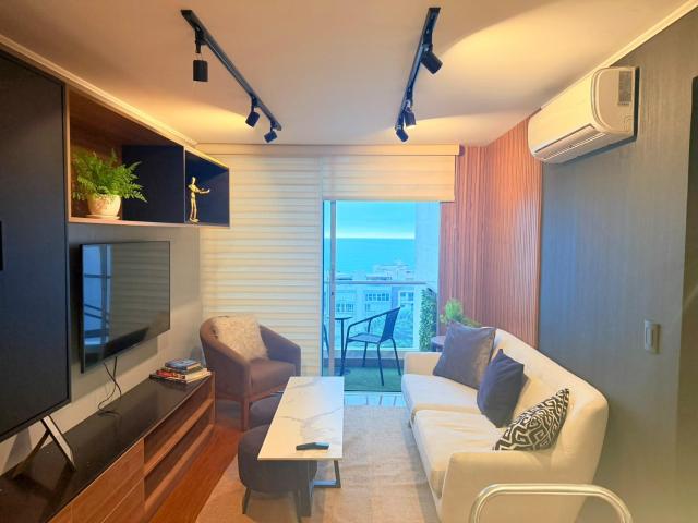 SE ALQUILA DEPARTAMENTO 2 DORMITORIOS CON VISTA AL MAR EN AV GRAU