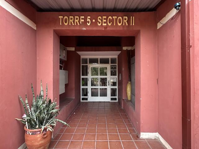 SE ALQUILA DEPARTAMENTO 2 DORMITORIOS con Cochera