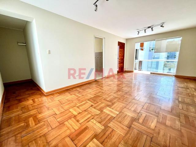 Se Alquila Departamento 3 Dormitorios En Chama Surco