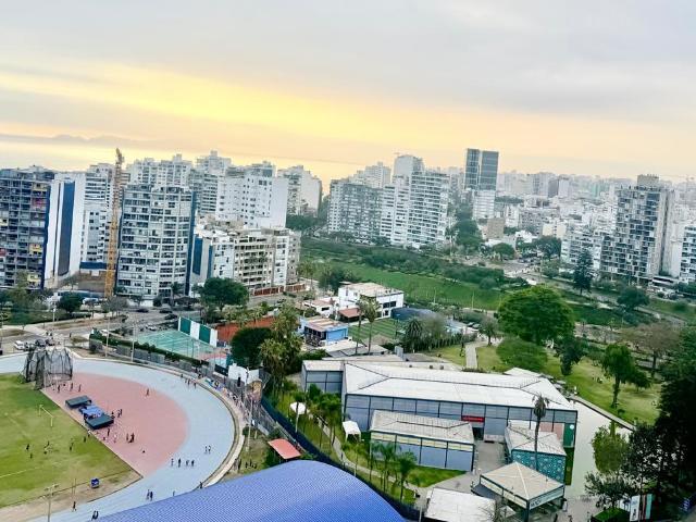 SE ALQUILA DEPARTAMENTO VISTA AL MAR AMOBLADO FRENTE AL ESTADIO CHIPOCO