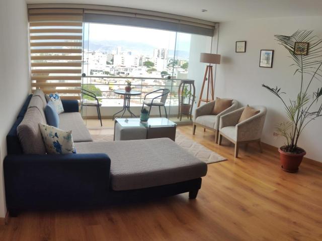 SE ALQUILA DEPARTAMENTO AV. PASEO DE LA REPUBLICA, LUMUNOSO Y ACOGEDOR DE 110 m²
