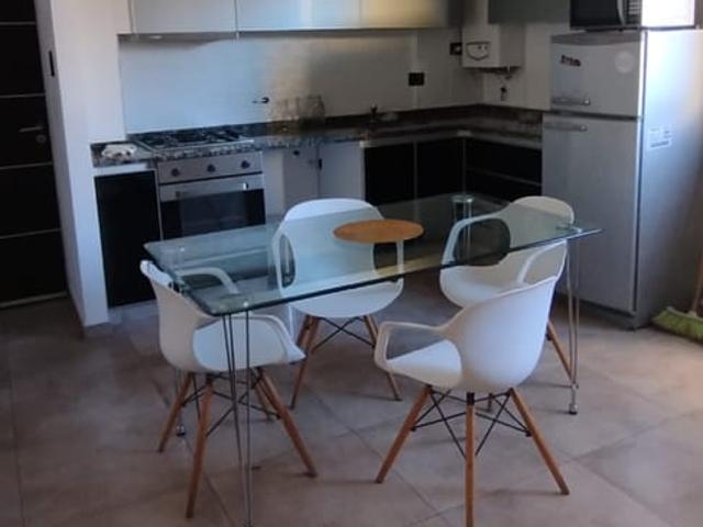Se alquila departamento en el centro de Villa Carlos Paz