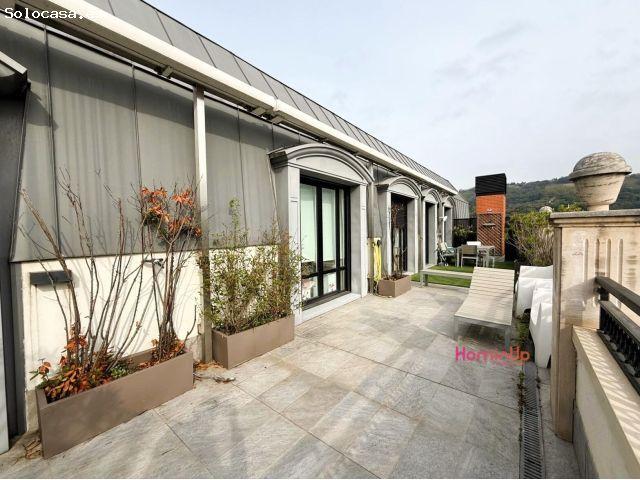 Se alquila Exclusiva Vivienda de 2 dormitorios y Garaje de acceso directo en Zona Abandoibarra