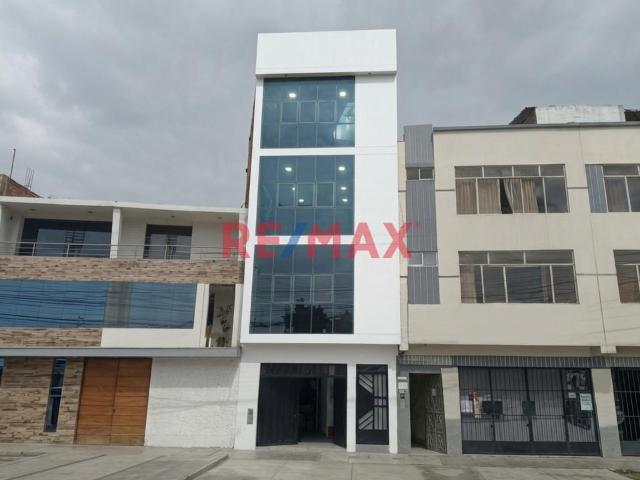 Se Alquila Edificio Completo Para Oficinas O Negocio Del 2.° Al 4.° Piso + Azotea