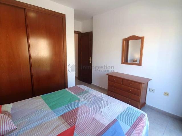 Se alquila en Costa del Silencio apartamento de 2 dormitorios