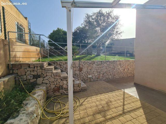 Se alquila encantadora vivienda unifamiliar en Cala Llombards