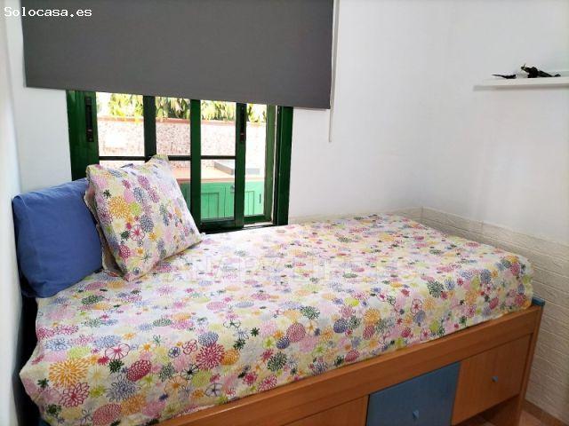 Se alquila este hermoso Bungalow con dos dormitorios y un jardin grande