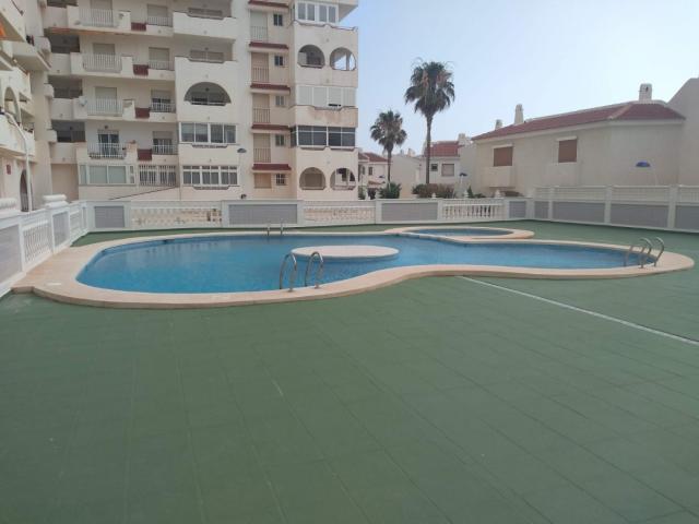 SE ALQUILA ESTUDIO EN SAN JAVIER