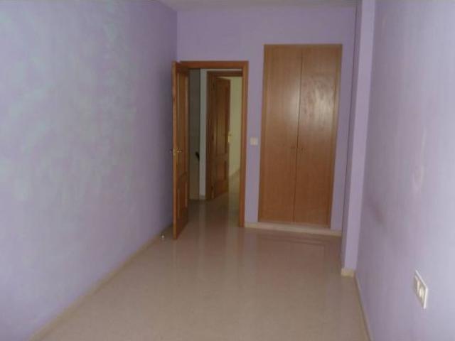 SE ALQUILA ESTUPENDO DUPLEX SEMINUEVO EN ZONA EL MOLI DE TORRENT
