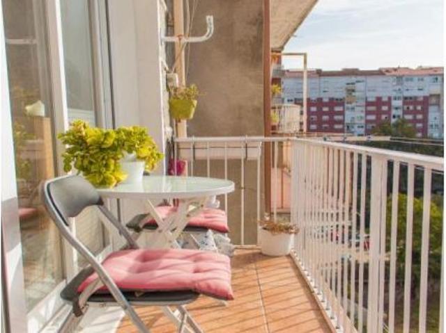 Se alquila habitación al lado del centro