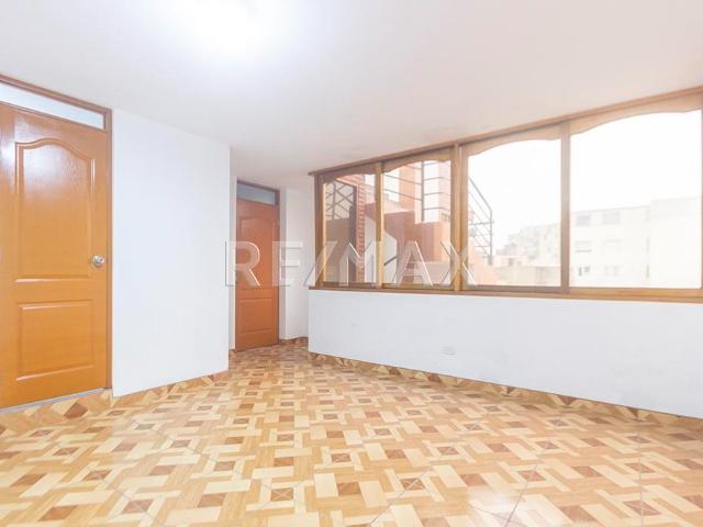 Se Alquila Habitacion De Estreno Con Baño Incorporado Para Universitarios