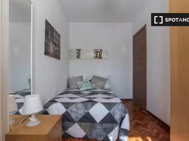 Se alquila habitación en Alcalá de Henares, Madrid