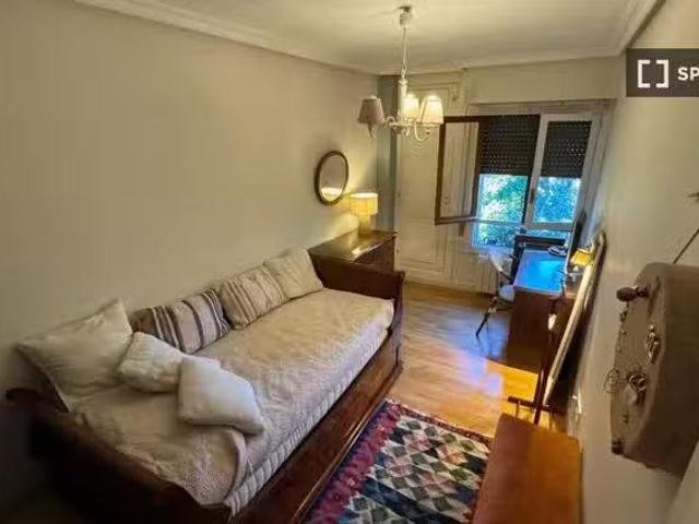 Se alquila habitación en Las Rozas de Madrid, Madrid