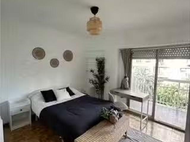 Se alquila habitación en San Pascual, Madrid