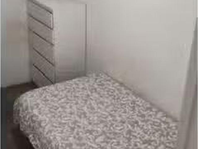 Se alquila habitación en Sant Gervasi Galvany, Barcelona