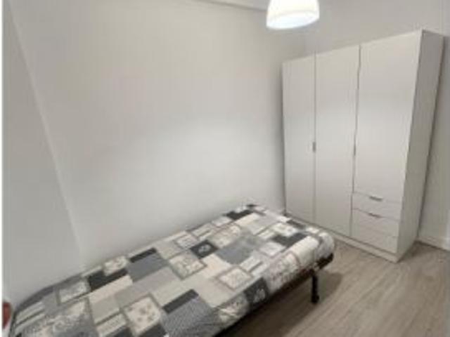 Se alquila habitación en piso compartido de 2 habitaciones en Getafe
