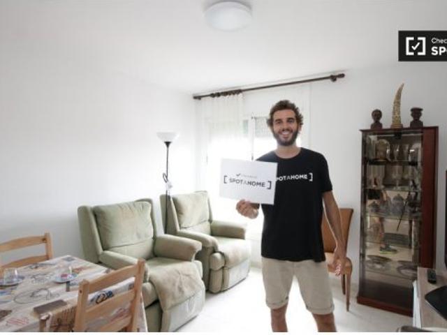 Se alquila habitación en piso compartido de 2 habitaciones en Sant Martí de Provençals
