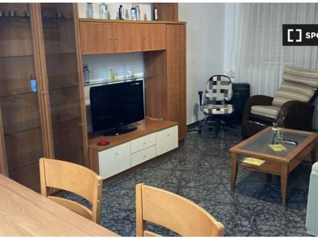 Se alquila habitación en piso compartido de 3 habitaciones en Murcia, no se permite fumar ni mascota