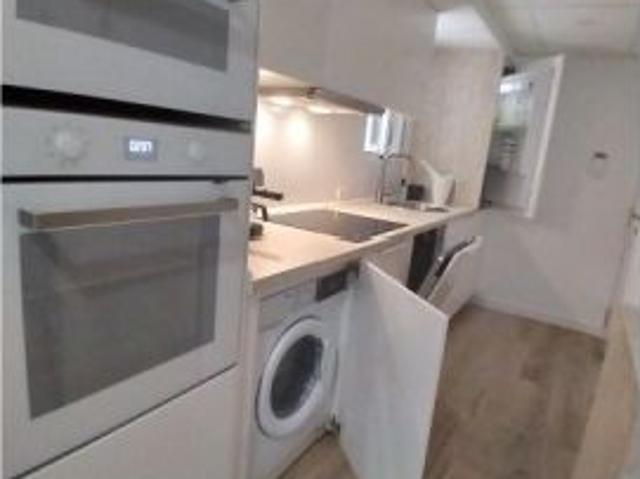 Se alquila habitación en piso compartido de 3 habitaciones en Mislata