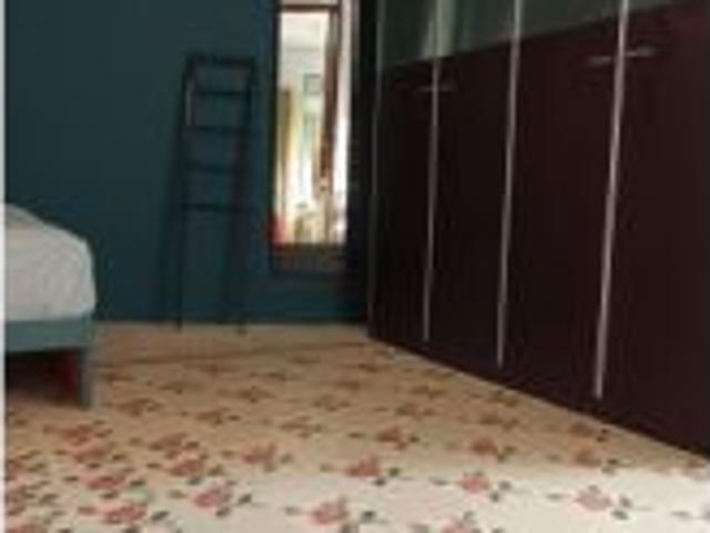 Se alquila habitación en piso compartido de 3 habitaciones en Burjassot, solo chicas