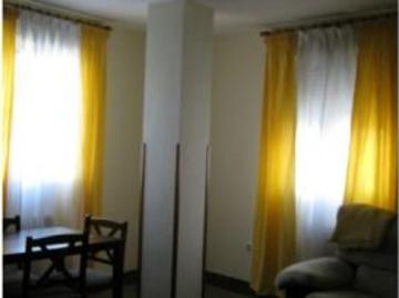 Se alquila habitación en piso compartido de 3 habitaciones en Gran Bulevar, solo para estudiantes