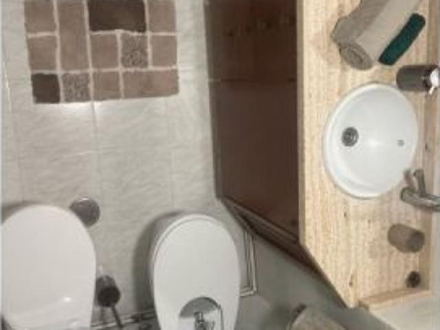 Se alquila habitación en piso compartido de 4 habitaciones en Alicante, todos los gastos incluidos