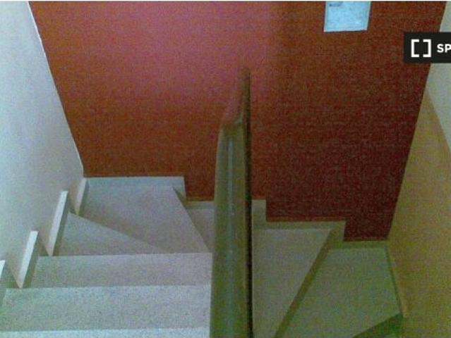 Se alquila habitación en piso compartido de 4 habitaciones en Buenavista, ideal para estudiantes