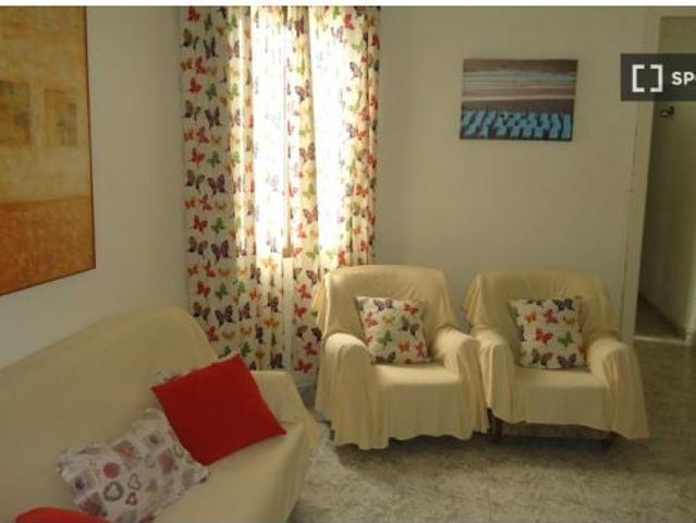 Se alquila habitación en piso compartido de 4 habitaciones en Ciudad Jardín