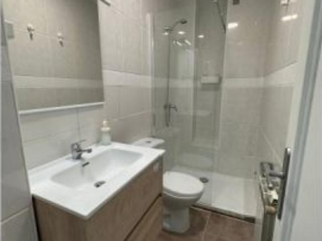 Se alquila habitación en piso compartido de 4 habitaciones en Getafe