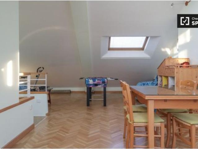 Se alquila habitación en piso compartido de 4 habitaciones en Leganés, solo estudiantes