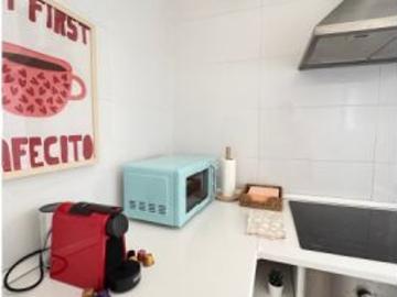 Se alquila habitación en piso compartido de 4 habitaciones en Santa Rita, todos los gastos incluidos