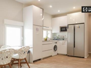 Se alquila habitación en piso compartido de 5 habitaciones en Getafe