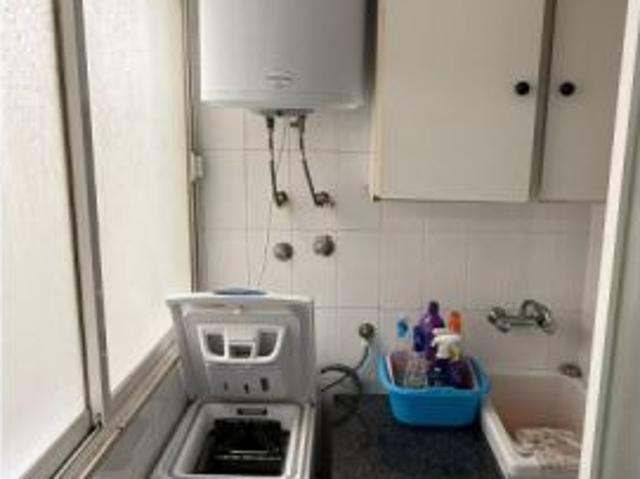 Se alquila habitación en piso compartido de 5 habitaciones en Pulpí, gastos incluidos